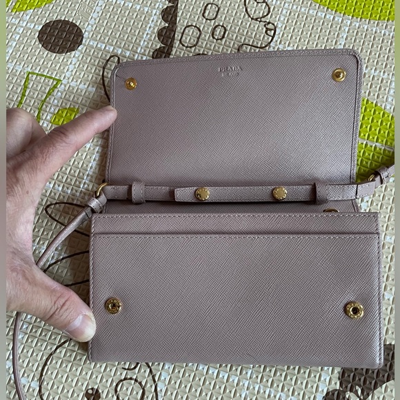 Prada Saffiano crossbody bag code 224 - Picture 8 of 15